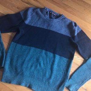 Good Condition. Michael Kors Men’s Knit Shirt.